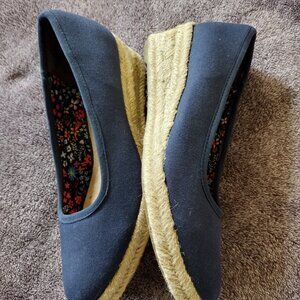 Life Stride Karma Women's Canvas Slip On Blue Espadrille Size 8M EUR 38 25 cm